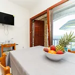 3bdr Apartment- Stunning Sea View , Pet Friendly, 8 דירה ראבץ