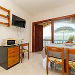 3bdr Apartment- Stunning Sea View , Pet Friendly, 8 * Rabac