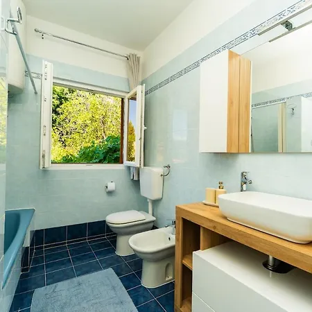 3bdr Apartment- Stunning Sea View , Pet Friendly, 8 Апартаменты Рабац