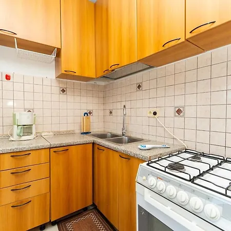 3bdr Apartment- Stunning Sea View , Pet Friendly, 8