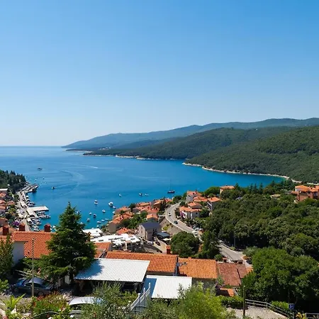 3bdr Apartment- Stunning Sea View , Pet Friendly, 8 * Rabac