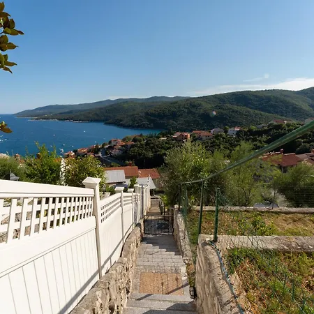 Appartamento 3bdr Apartment- Stunning Sea View , Pet Friendly, 8 *