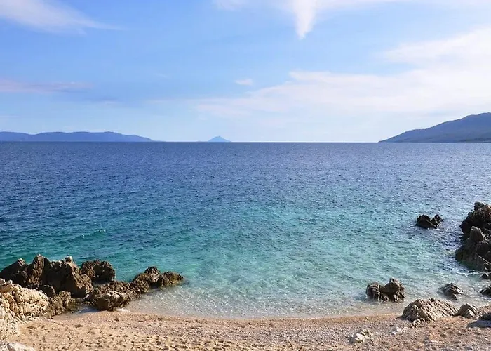 Апартаменты 3bdr Apartment- Stunning Sea View , Pet Friendly, 8 *