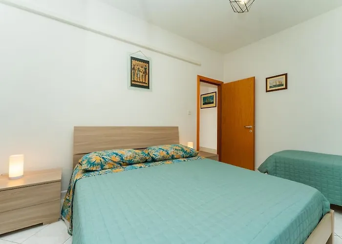 3bdr Apartment- Stunning Sea View , Pet Friendly, 8 Рабац