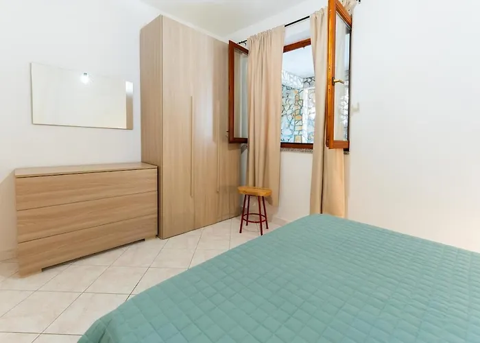 Апартаменты 3bdr Apartment- Stunning Sea View , Pet Friendly, 8 *