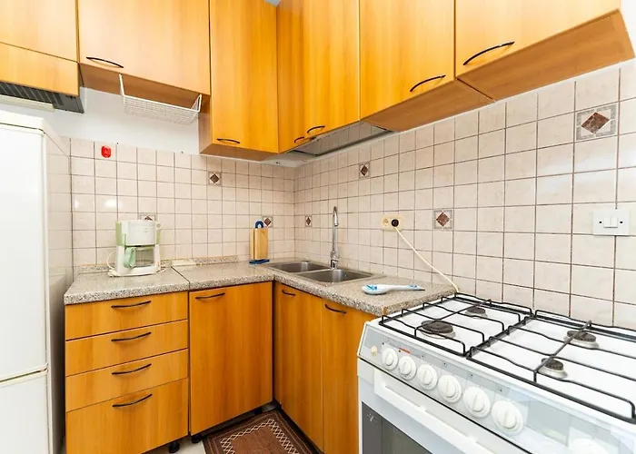 3bdr Apartment- Stunning Sea View , Pet Friendly, 8