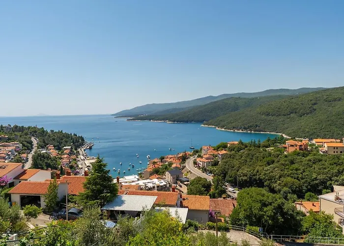 3bdr Apartment- Stunning Sea View , Pet Friendly, 8 Апартаменты *
